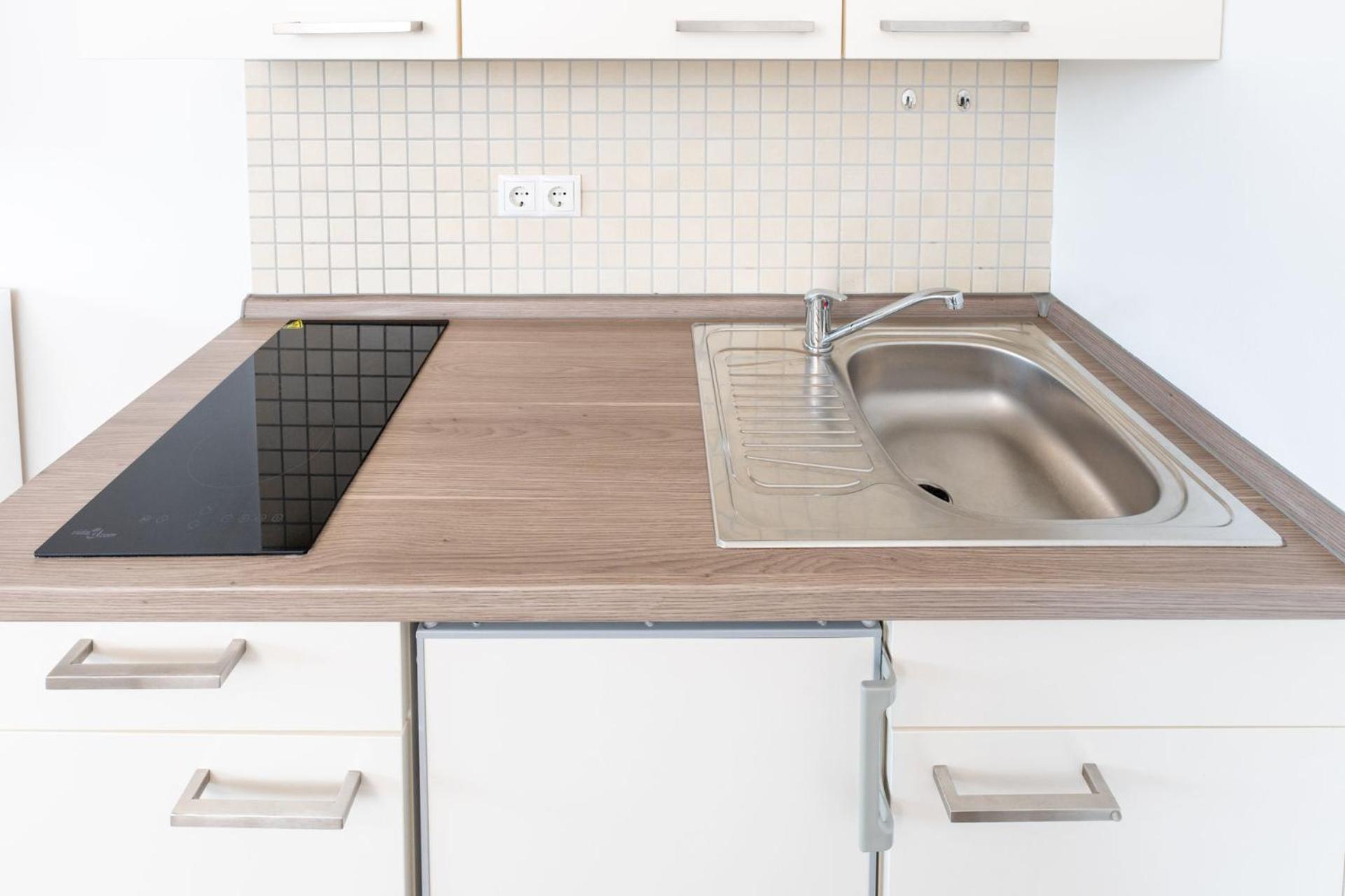 Modernes Apartment Mit Privatem Stellplatz Wenige Minuten Von Der Innenstadt & Mosel Koblenz  Exterior photo